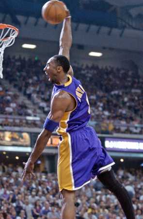 Lakers Playoffs 2002 Kobe Bryant picture