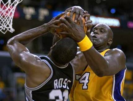 Foto: Shaquille O'Neal, Los Angeles Lakers vs. San Antonio Spurs NBA Playoffs 2002
