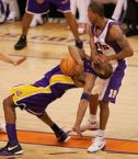 click for Lakers Playoff pictures (LA Daily News), (Kobe Bryant fouled by Raja Bell)