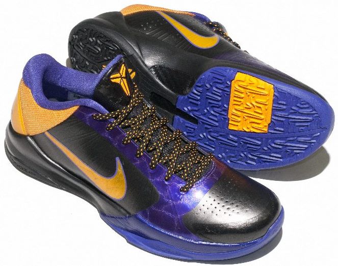 Kobe Bryant Shoes Pictures: Nike Zoom Kobe V 5 Lakers Edition, 2010 NBA ...